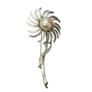 Coro Vintage Daisy Pearl Flower Signed Brooch